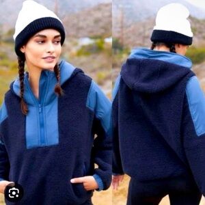NWT Free People Movement Lead the Pack pullover fleece size M